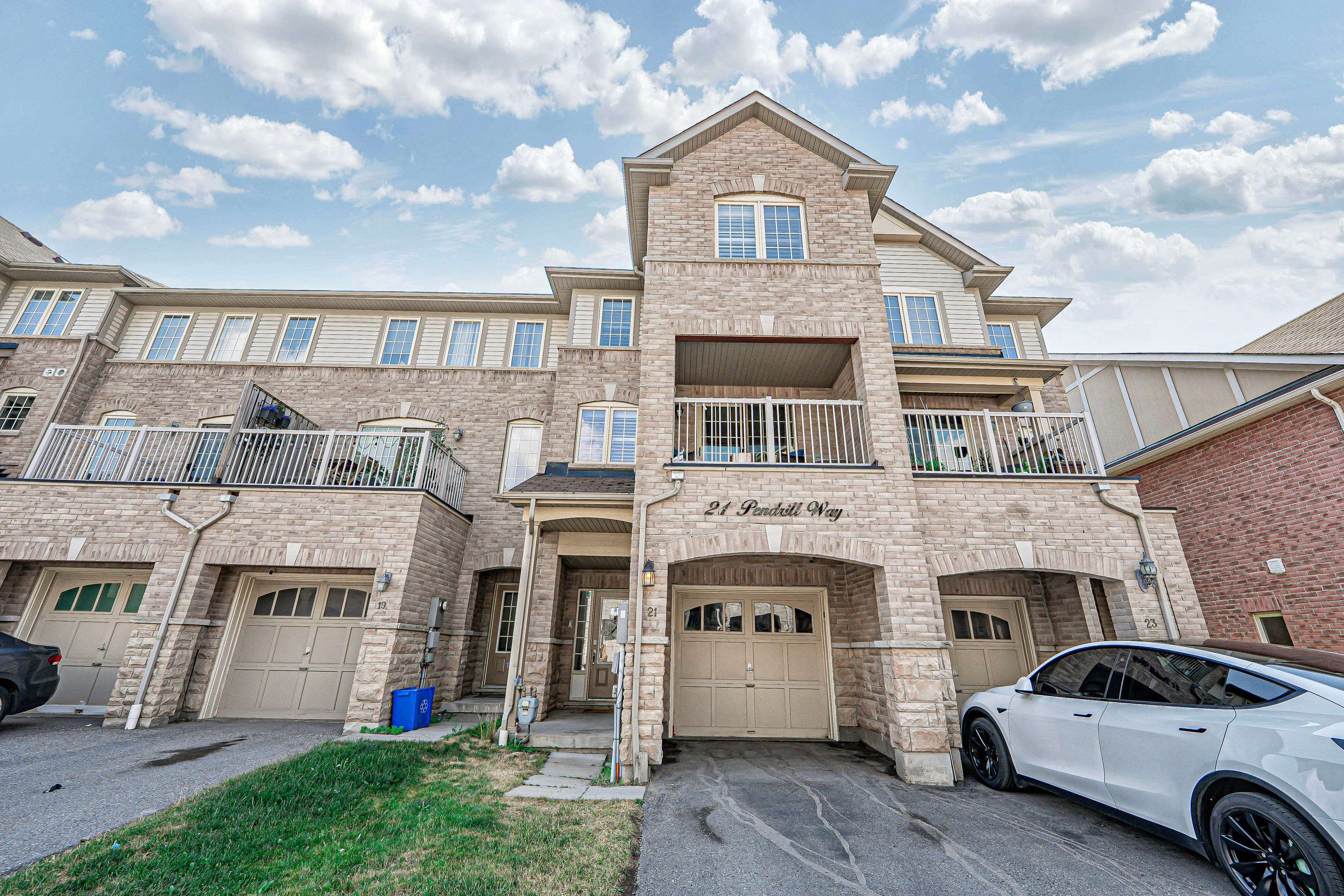 21 Pendrill WAY, Ajax, ON L1Z 0K9