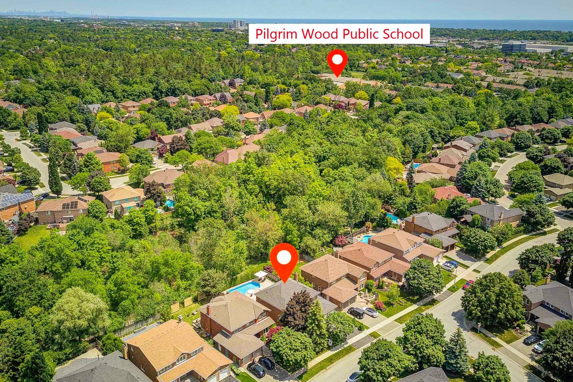 Oakville, ON L6M 2J2,1337 Peartree CIR