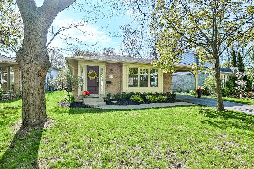 502 Bohemia CRES, Oakville, ON L6J 2K8