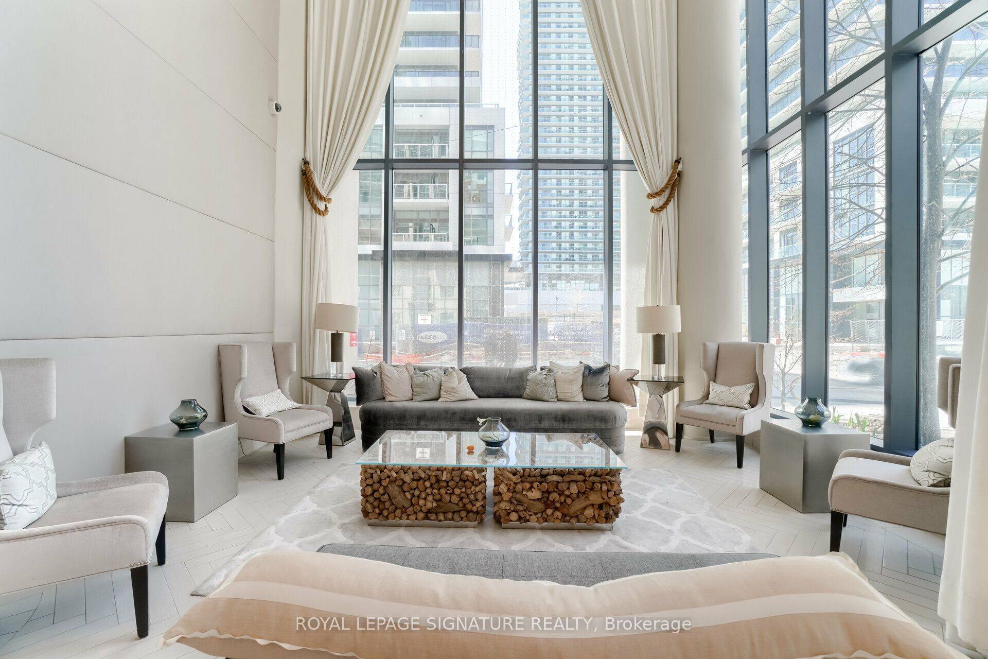 Toronto W06, ON M8V 0C4,59 Annie Craig DR #1202
