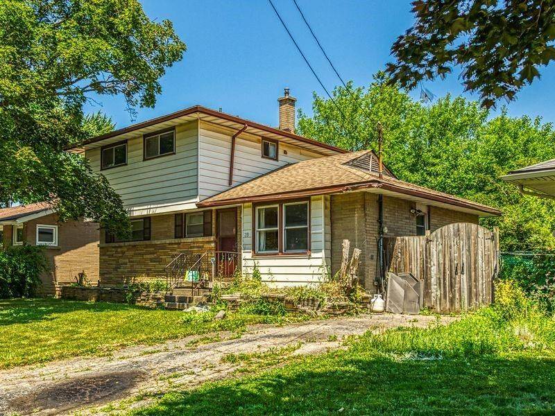 Hamilton, ON L8T 2H1,39 Grandfield ST