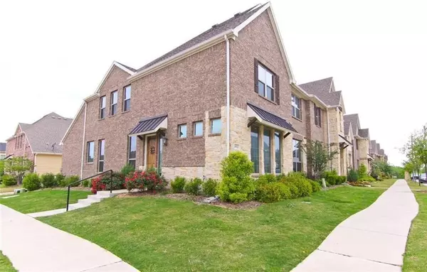10521 Chaucer Hill Lane, Irving, TX 75063