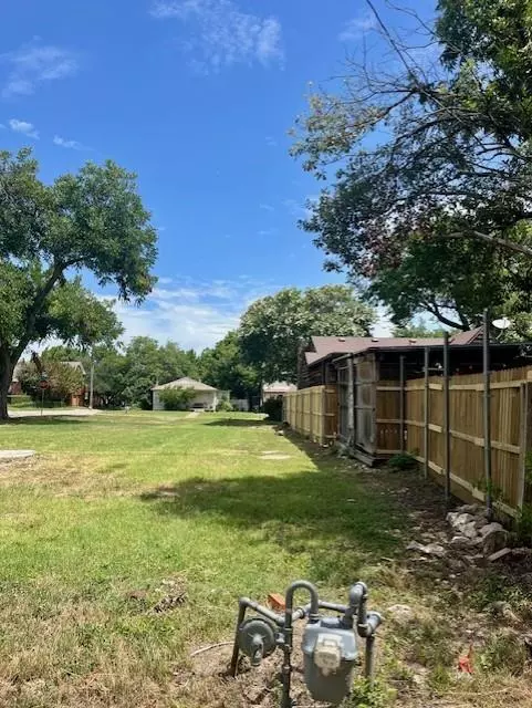 Fort Worth, TX 76107,3829 W 5th Street