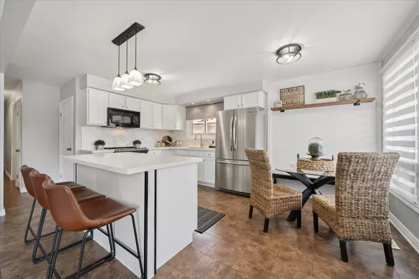 Oshawa, ON L1H 1M3,630 Athol ST E