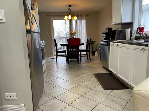 111 Columbia RD, Barrie, ON L4N 8E5