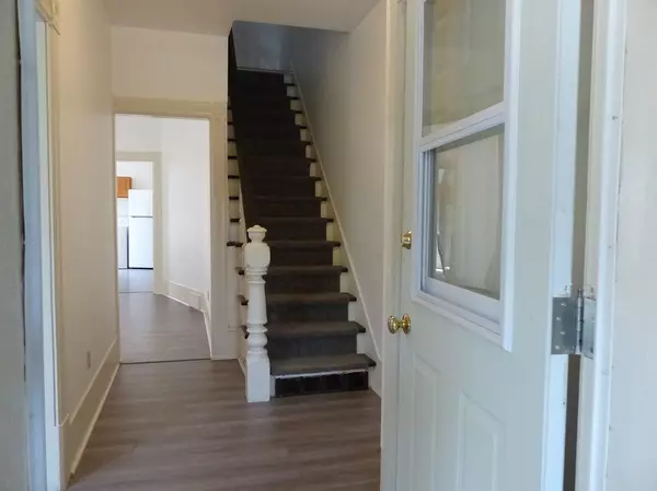 Smiths Falls, ON K7A 2J5,42 McGill ST N