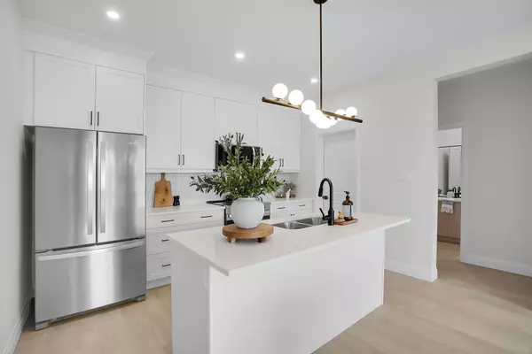 London North, ON N6G 5B1,798 Buckeye LN
