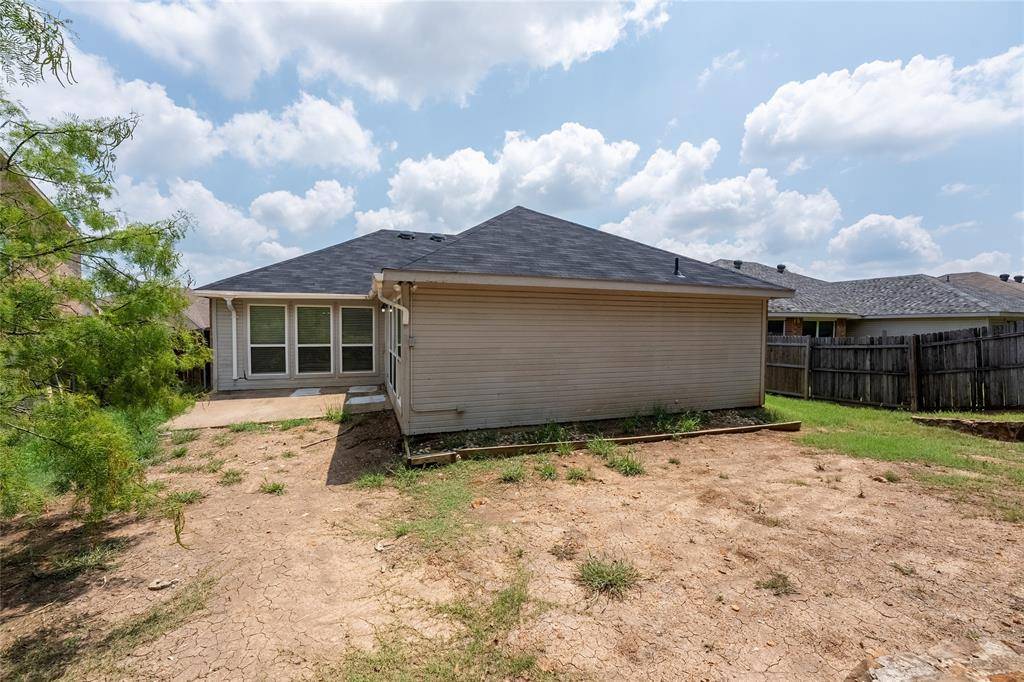 Burleson, TX 76028,912 Hidden Oaks Drive