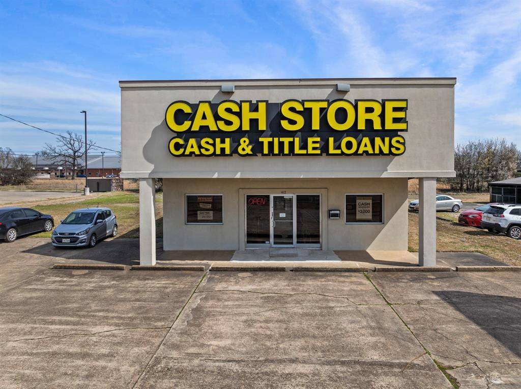 New Boston, TX 75570,412 N McCoy Boulevard