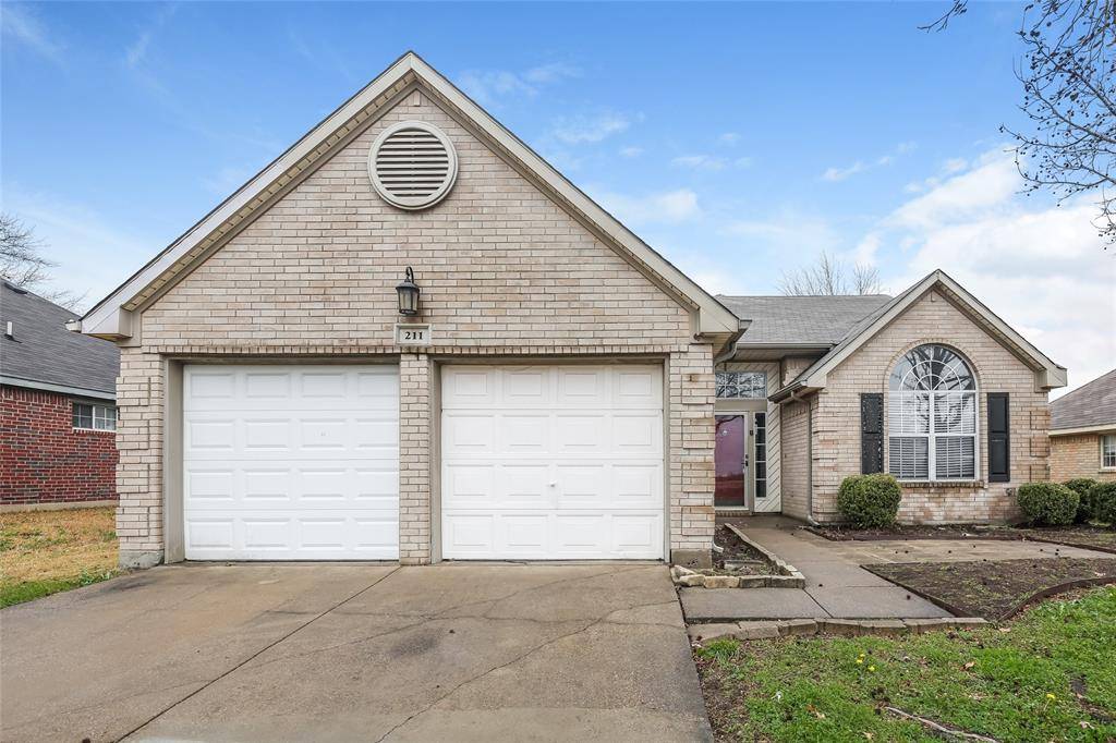 211 Meandering Way, Glenn Heights, TX 75154