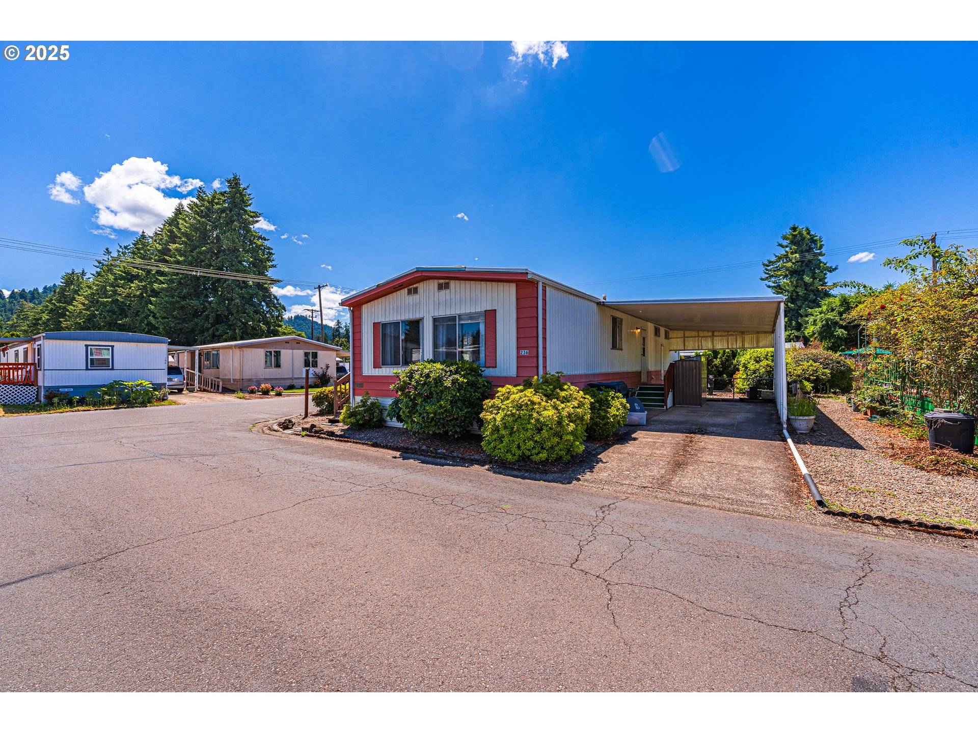Springfield, OR 97478,5335 MAIN ST #236