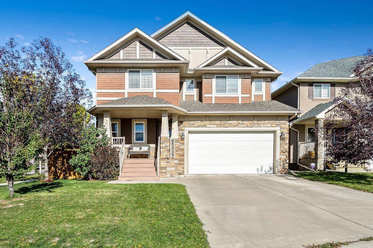 30 Baywater CPE SW, Airdrie, AB T4B 0B3