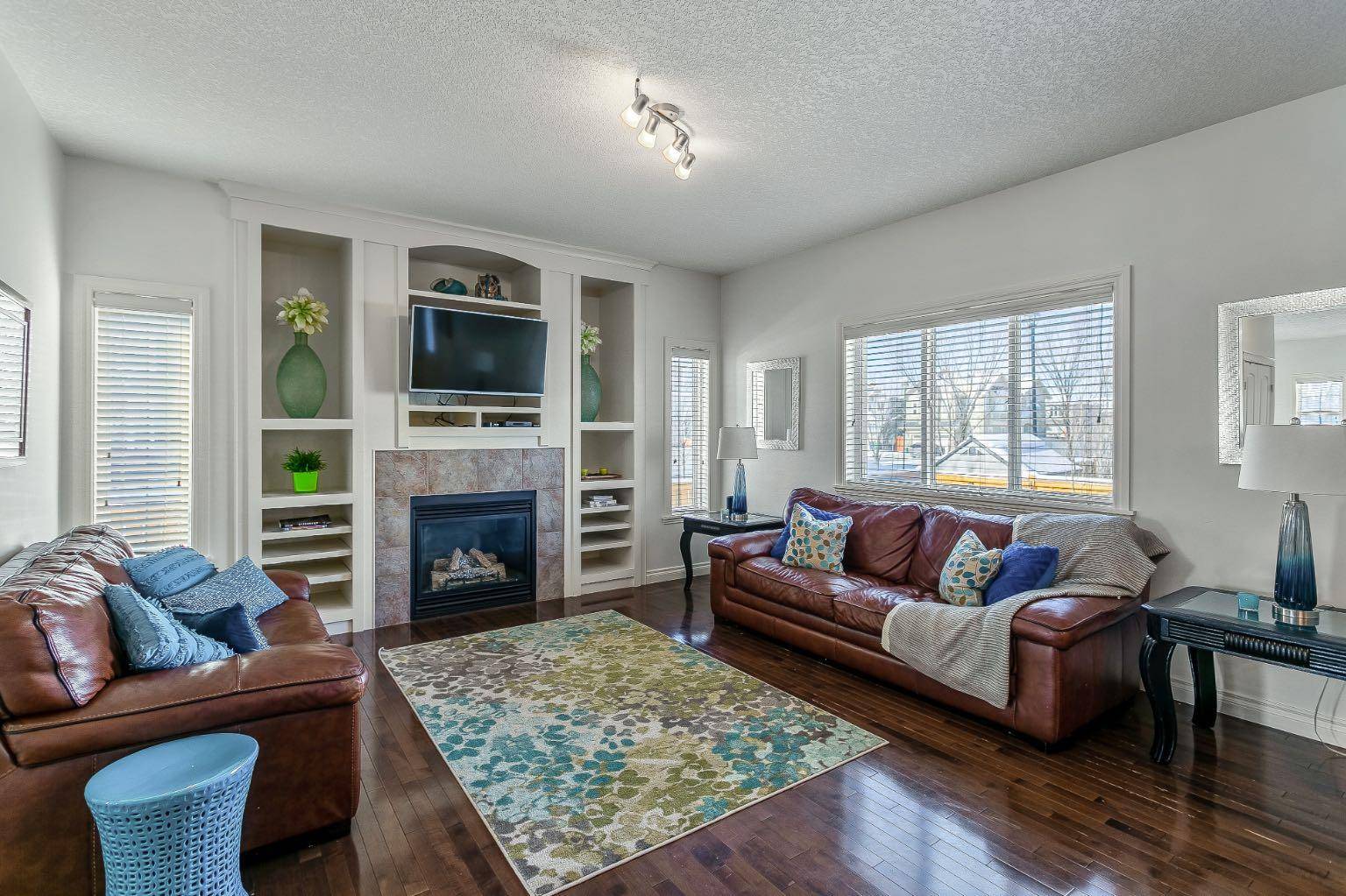 Airdrie, AB T4B 0B3,30 Baywater CPE SW