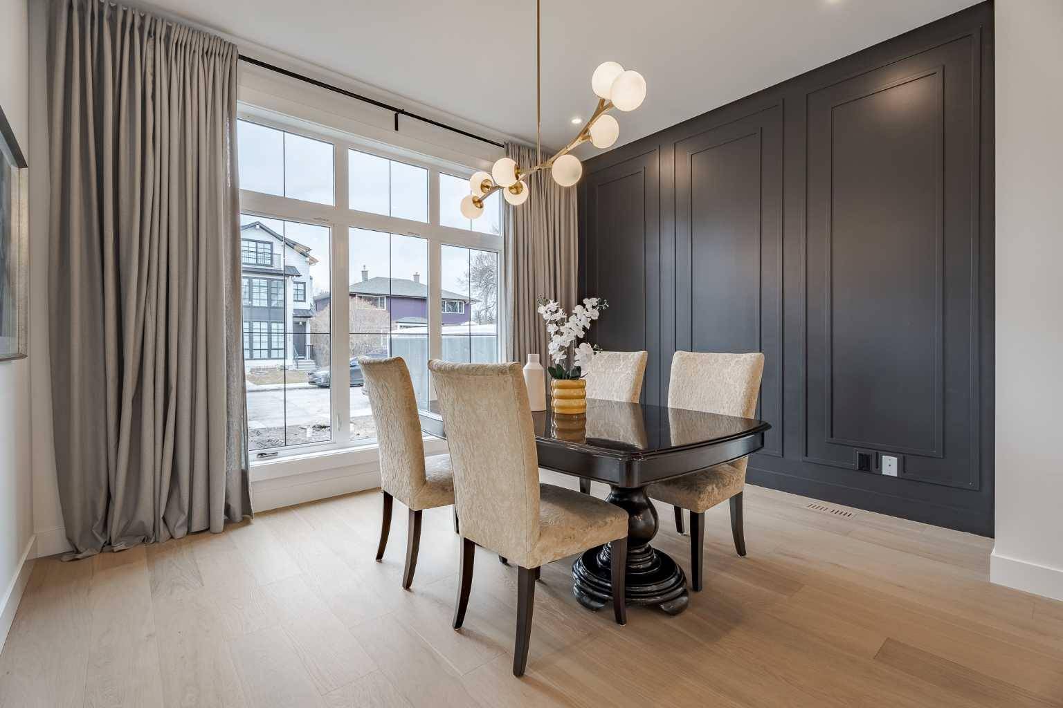 Calgary, AB T2M 3S2,2510 17 ST NW