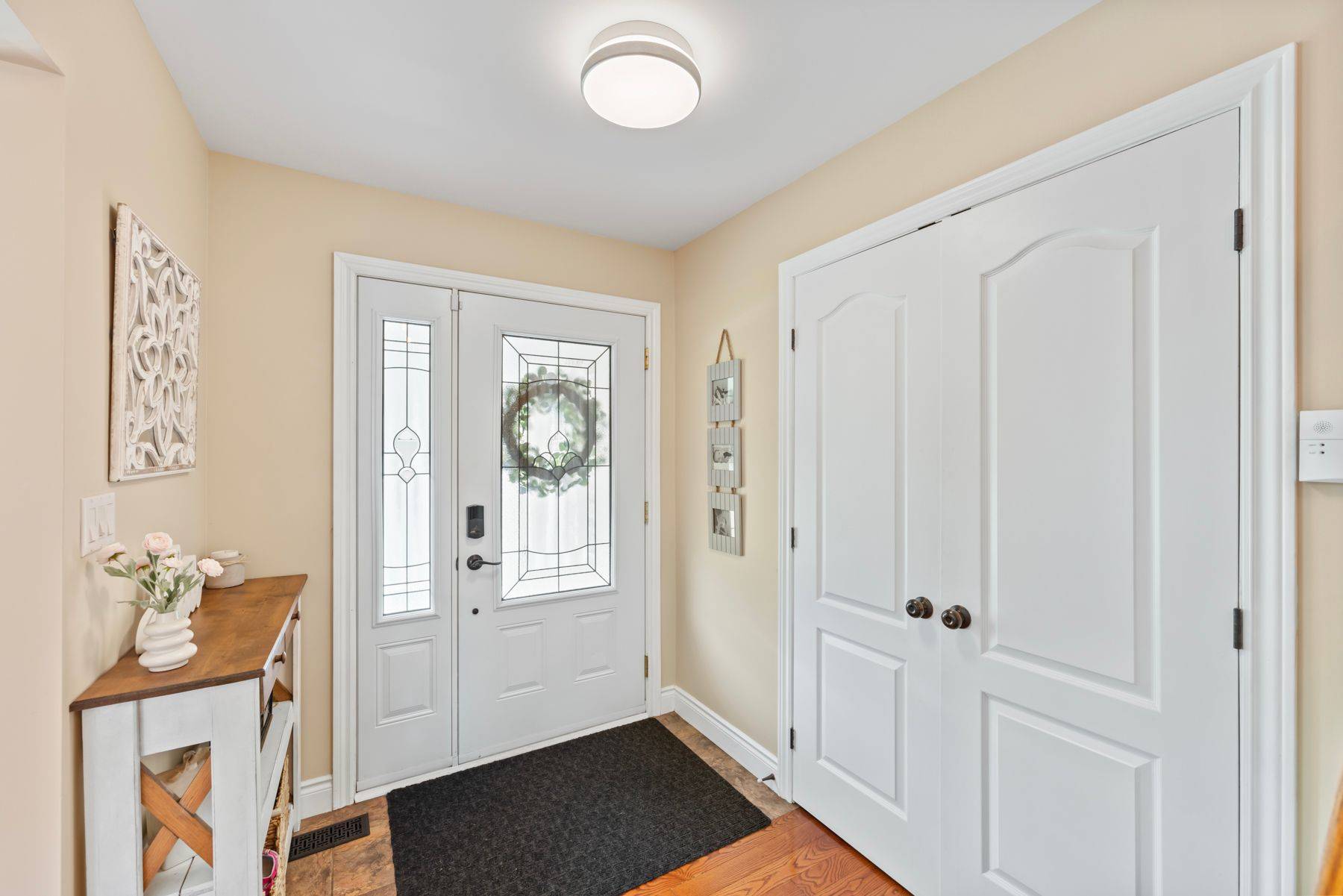 Kingston, ON K7P 1P2,1059 Pembridge CRES