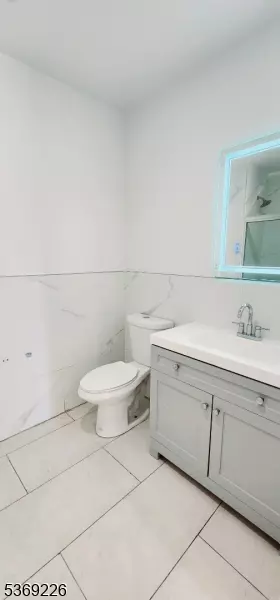 Passaic City, NJ 07055,30 Howe Ave #205