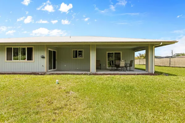 Keaau, HI 96749,15-1730 29TH AVE