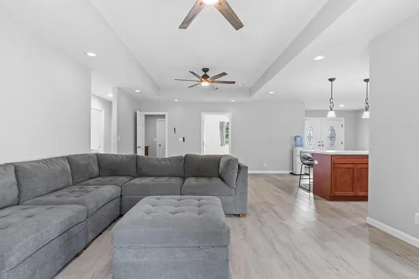 Keaau, HI 96749,15-1730 29TH AVE