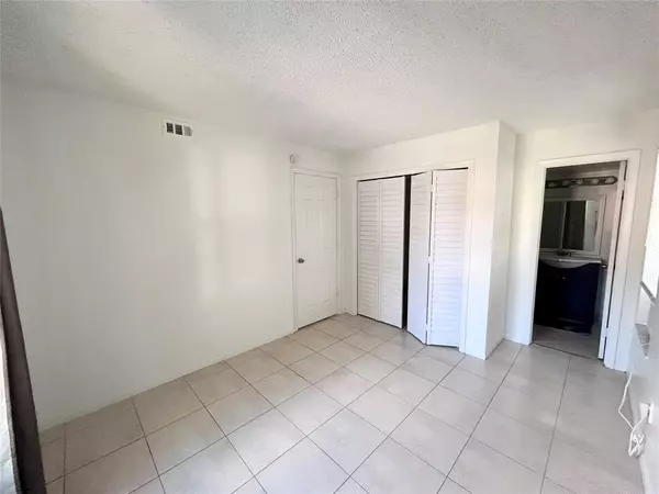 Pompano Beach, FL 33069,4221 W Mcnab Rd #39