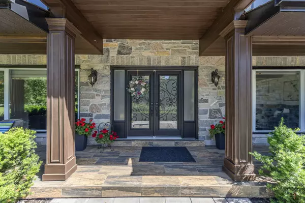 Caledon, ON L7E 0A2,9 Walton DR