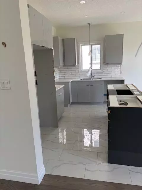 London South, ON N0L 0G5,90 Knott DR
