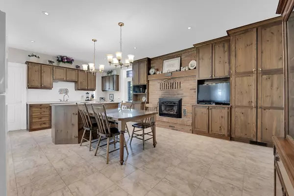 Hamilton, ON N3W 2G9,99 Sawmill RD