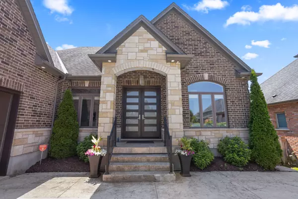 London South, ON N6P 0A1,7071 Clayton WALK