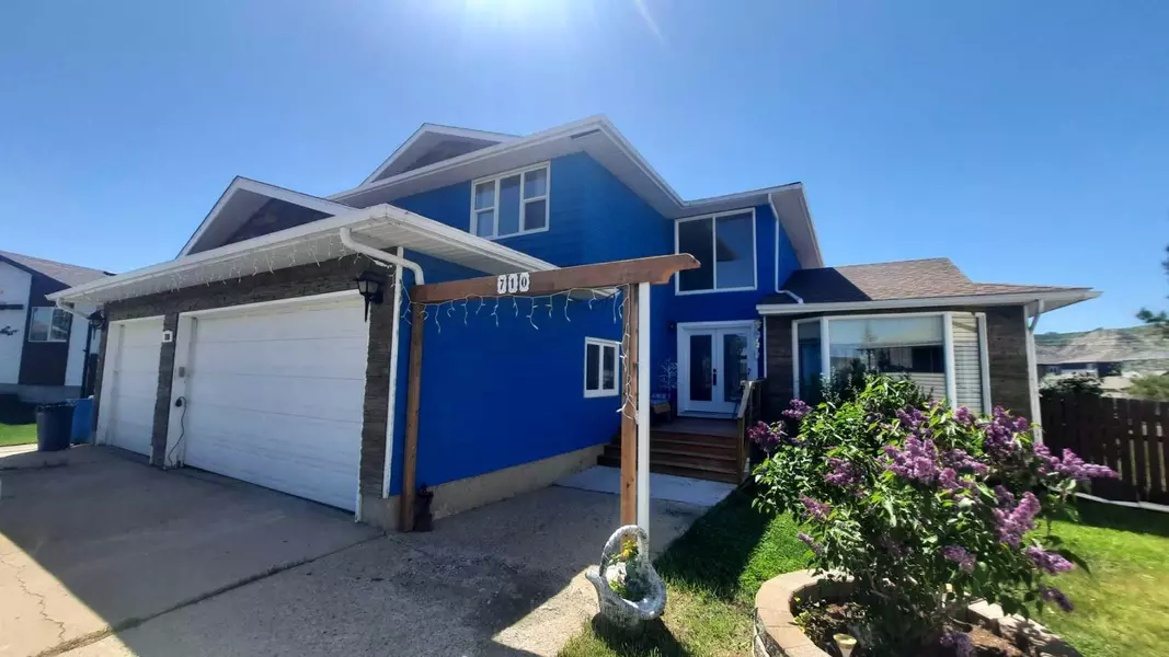 710 Bankview Close, Drumheller, AB T0J0Y6