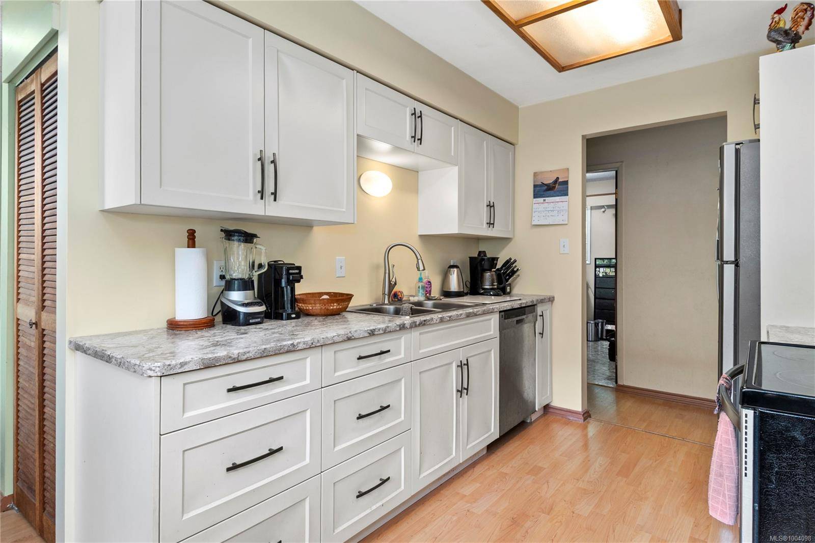 Campbell River, BC V9W 3P3,880 Pinecrest Rd