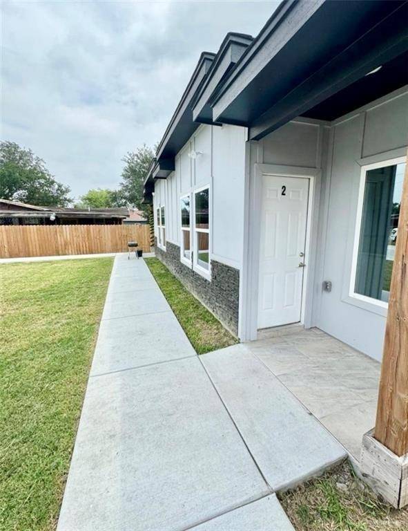 Alamo, TX 78516,913 W Hackberry Avenue