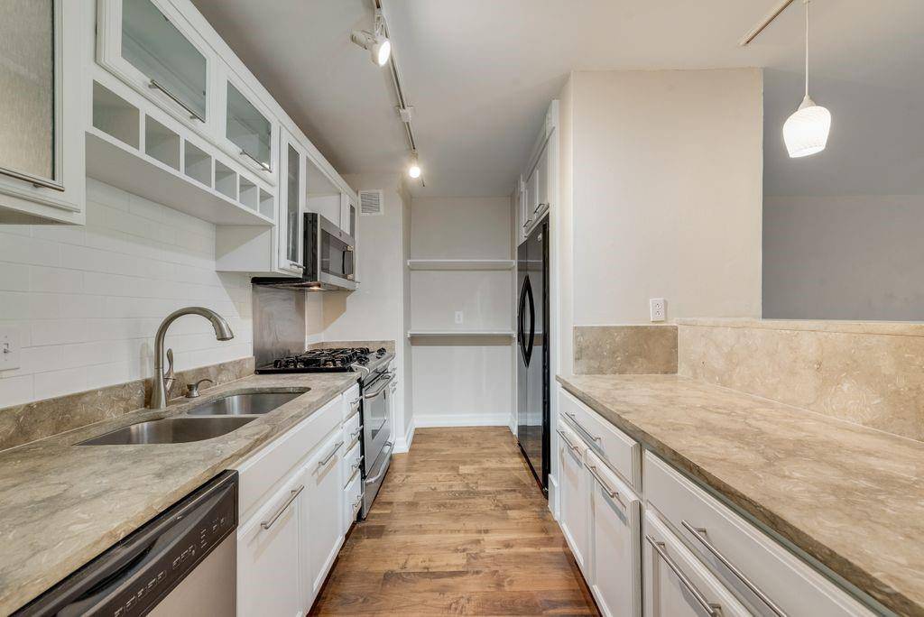 Dallas, TX 75219,3883 Turtle Creek Boulevard #311