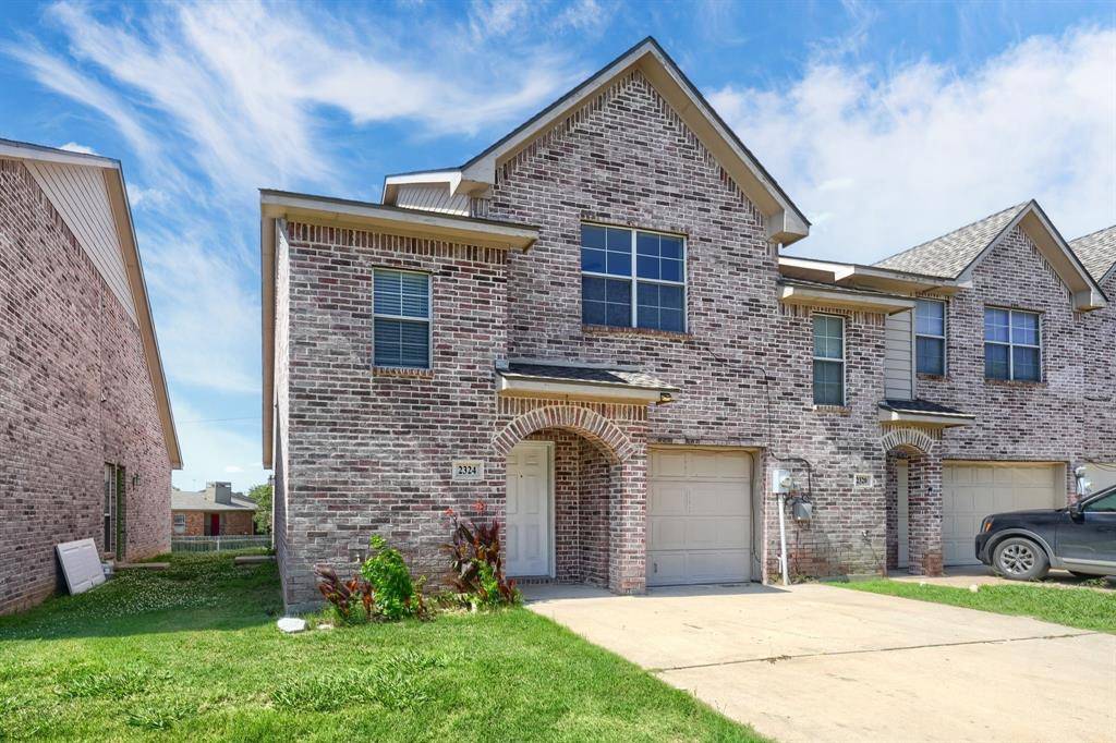 2324 homewood Lane, Grand Prairie, TX 75050