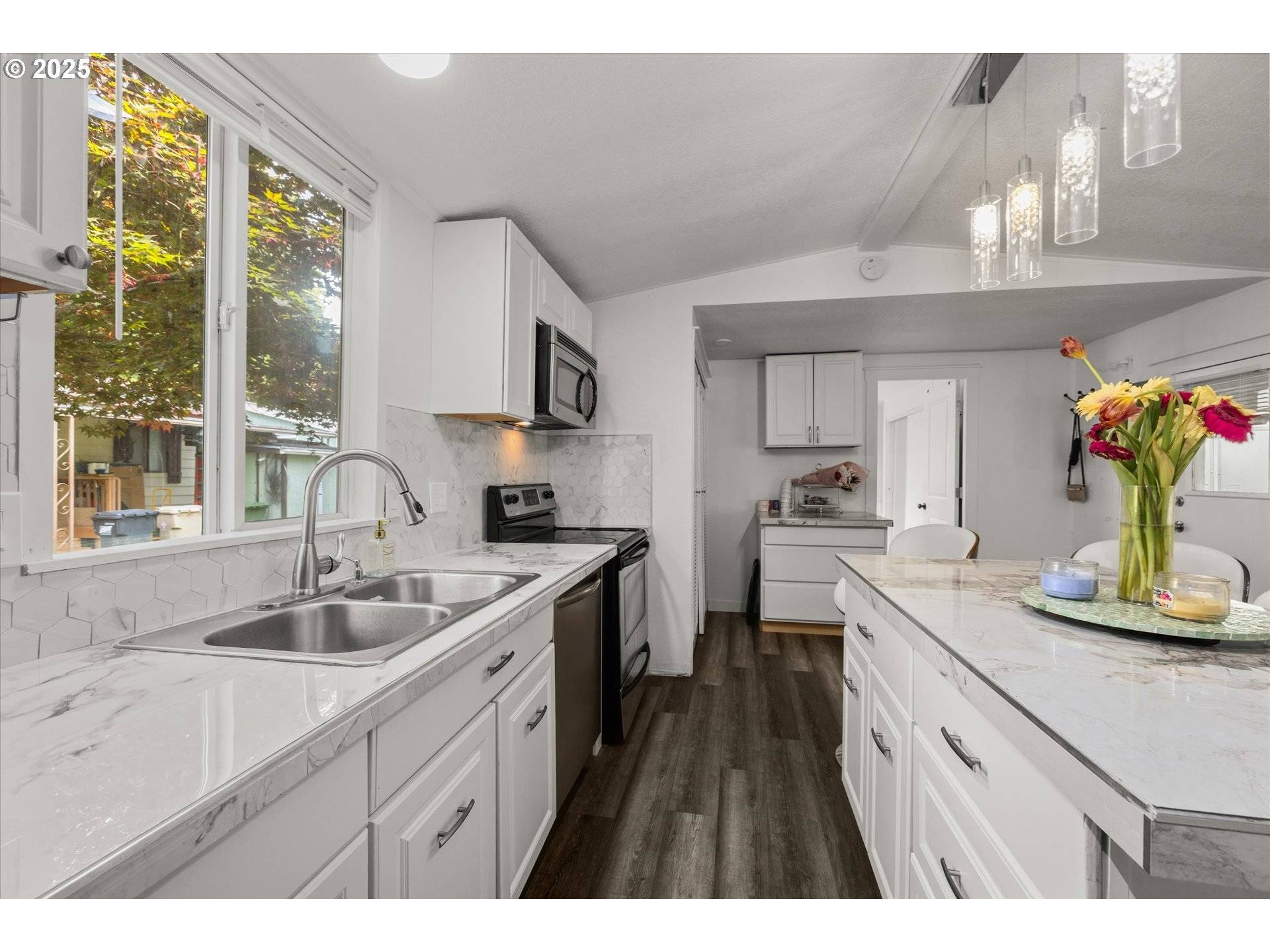Wilsonville, OR 97070,10660 SW WILSONVILLE RD #40
