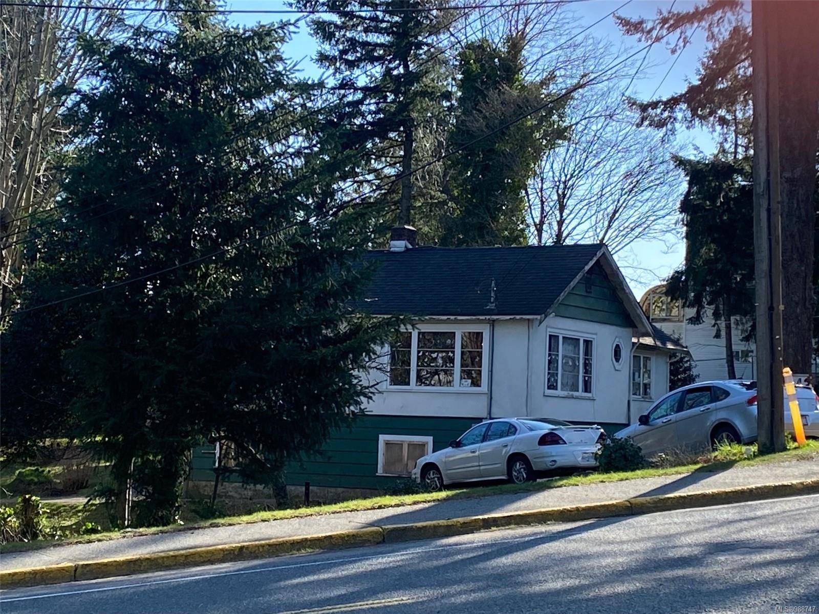 Campbell River, BC V9W 2P4,827 Alder St