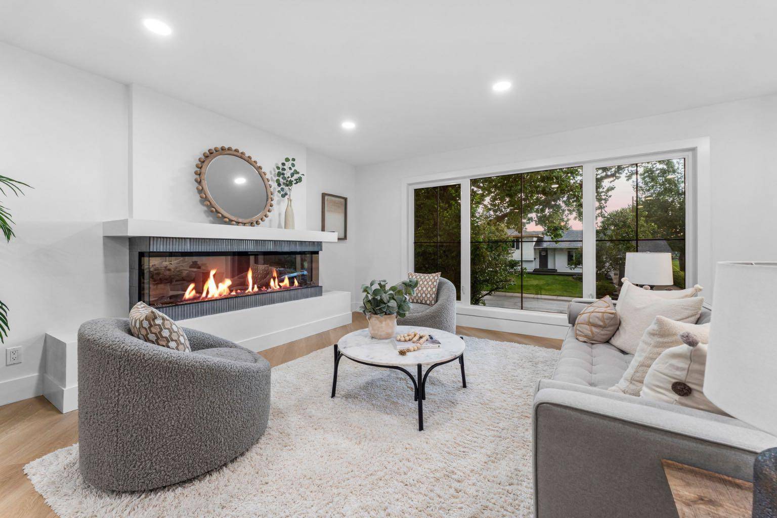 Calgary, AB t2j 1w4,10404 Maplemont RD Southeast
