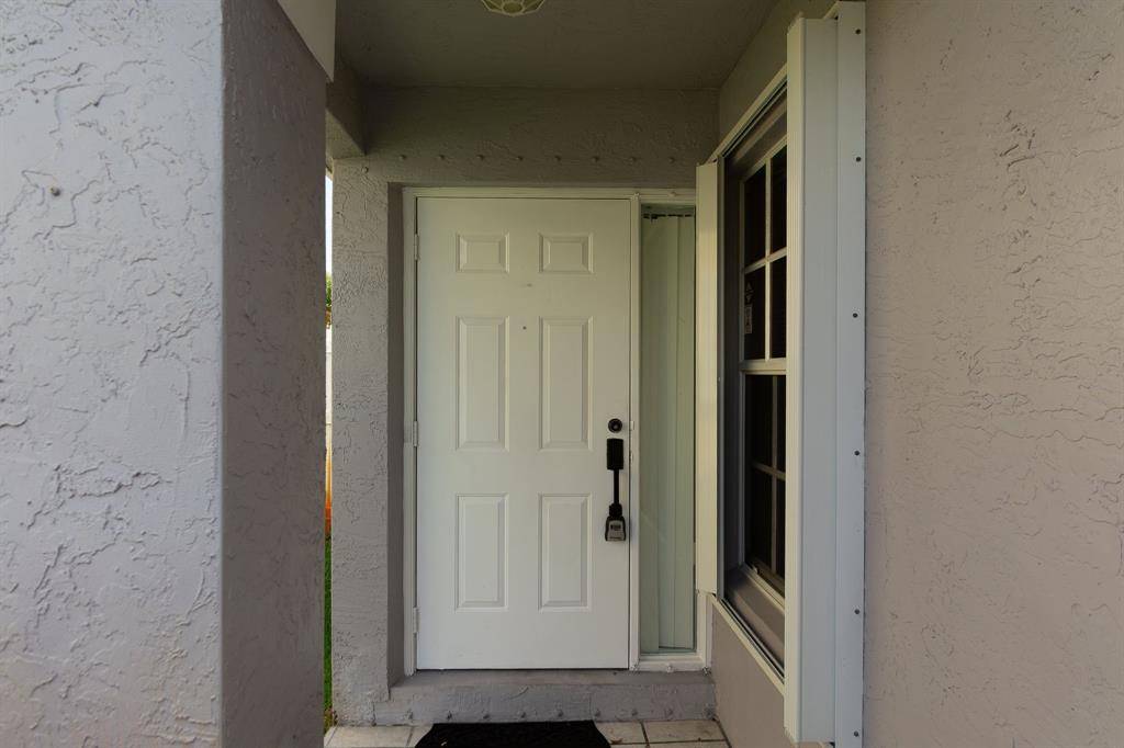 Pembroke Pines, FL 33028,[StreetName,UnitNumber,StreetNumber,StreetDirPrefix]