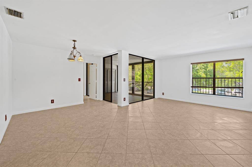 Coconut Creek, FL 33063,4689 NW 22nd St #4689
