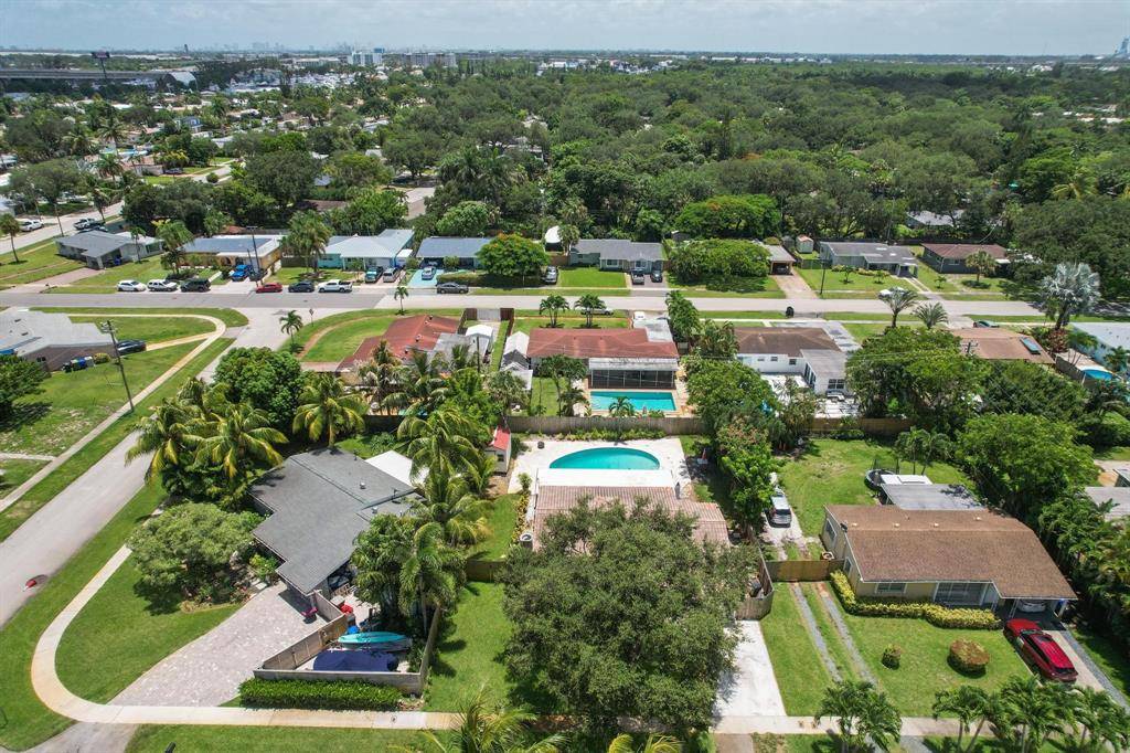 Fort Lauderdale, FL 33312,2440 SW 16th St