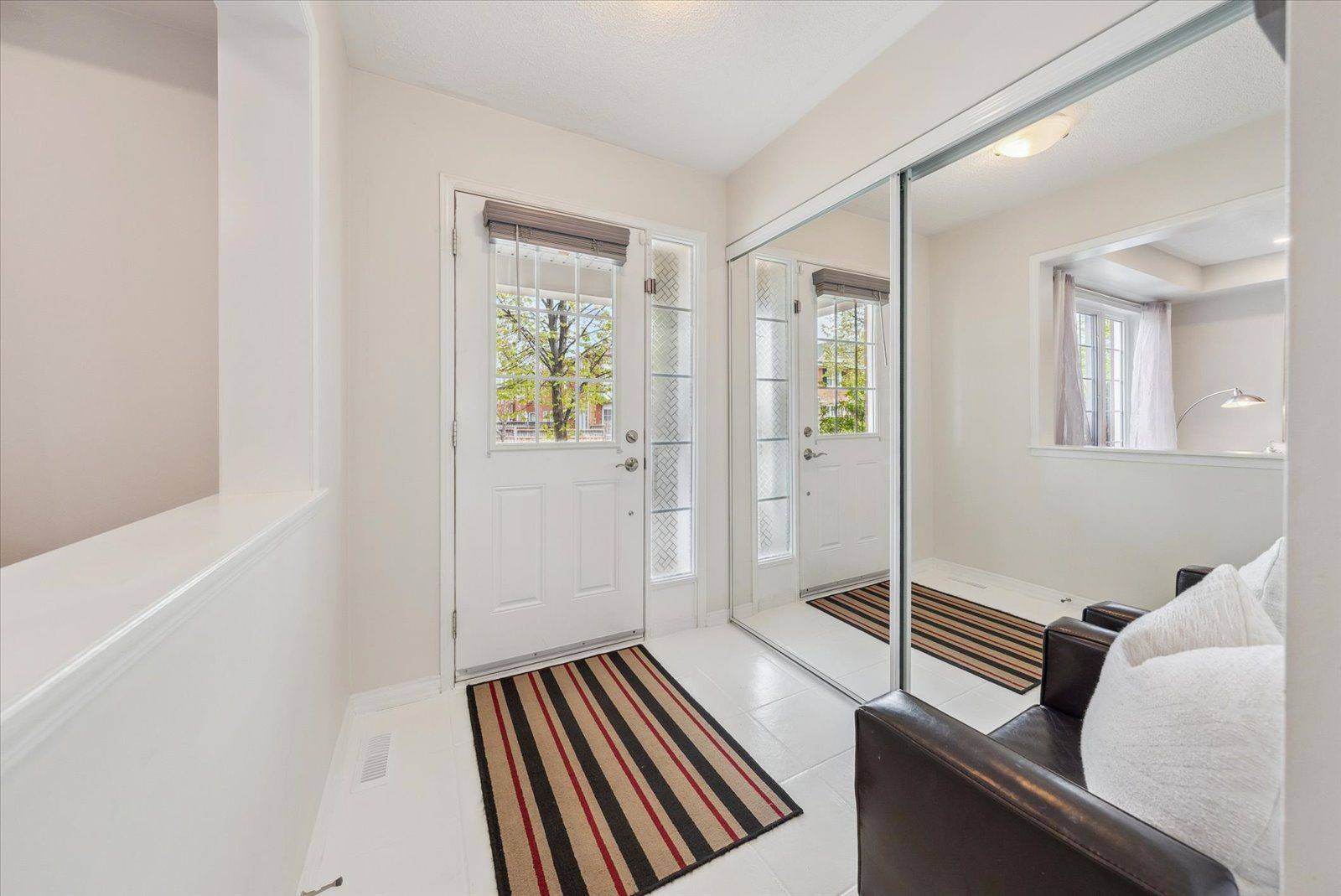 Markham, ON L6B 0H6,6 Calafia ST