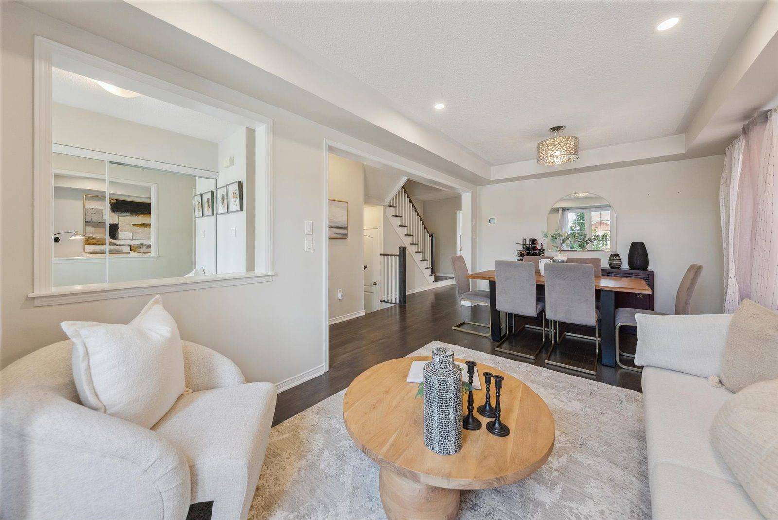 Markham, ON L6B 0H6,6 Calafia ST