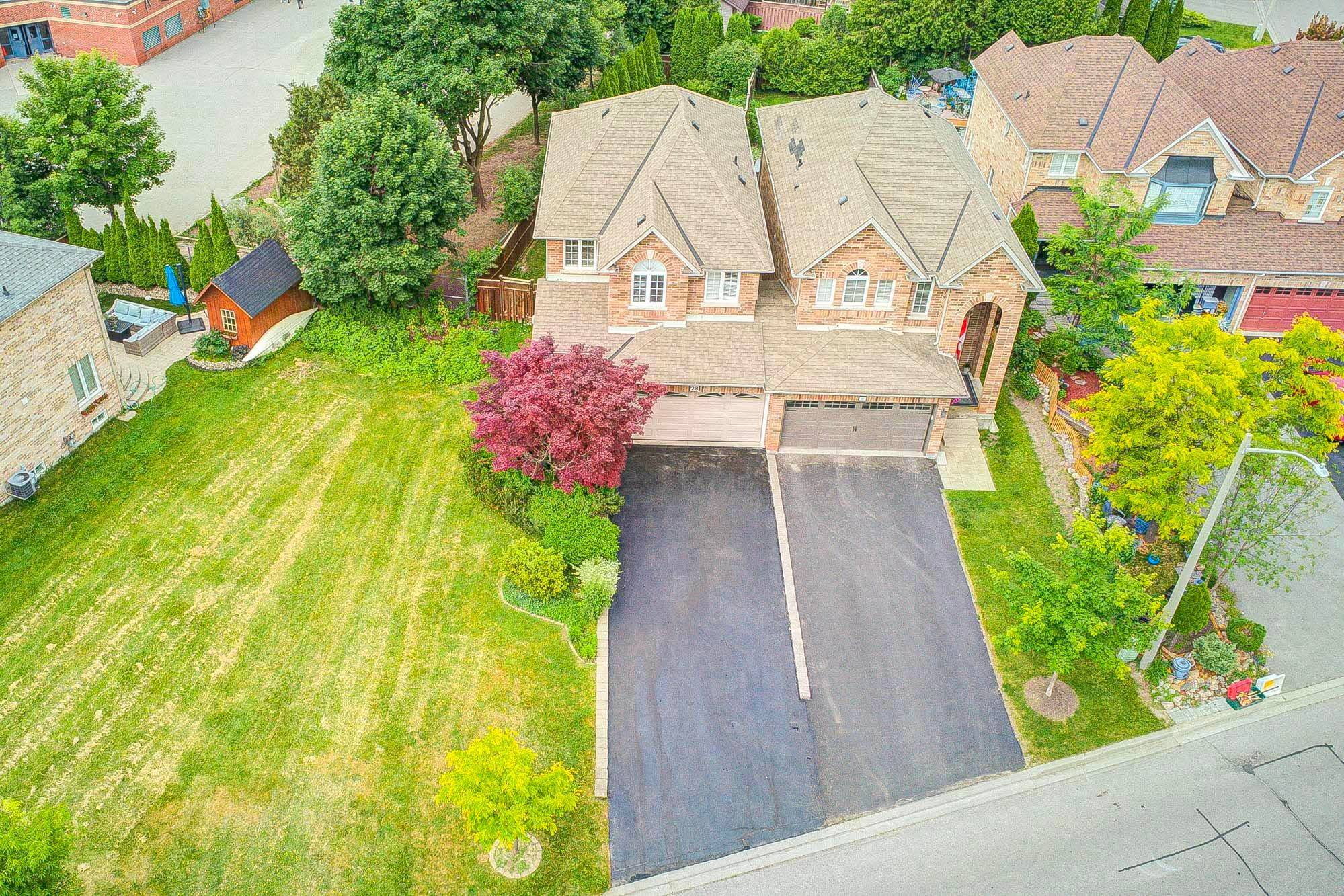 Richmond Hill, ON L4E 3W4,28 Lorridge ST