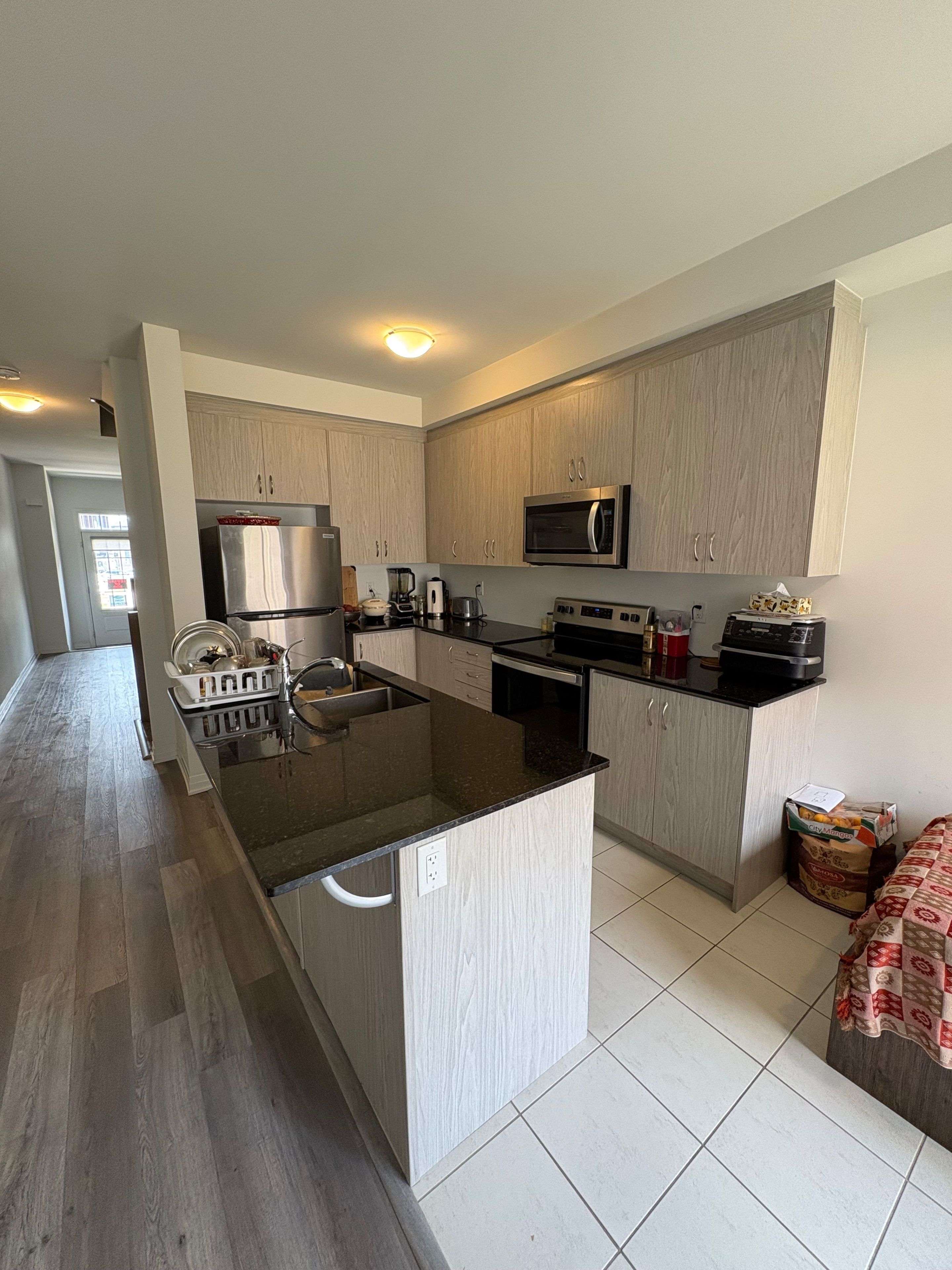 Brampton, ON L7A 5K4,6 Keppel CIR