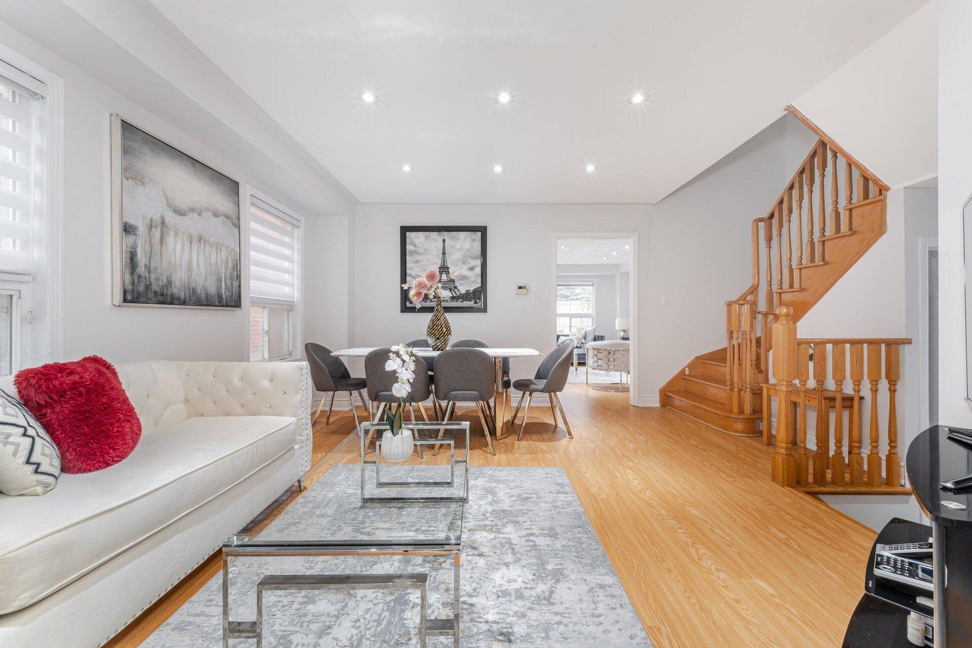 Brampton, ON L6P 0Z3,44 Amethyst CIR