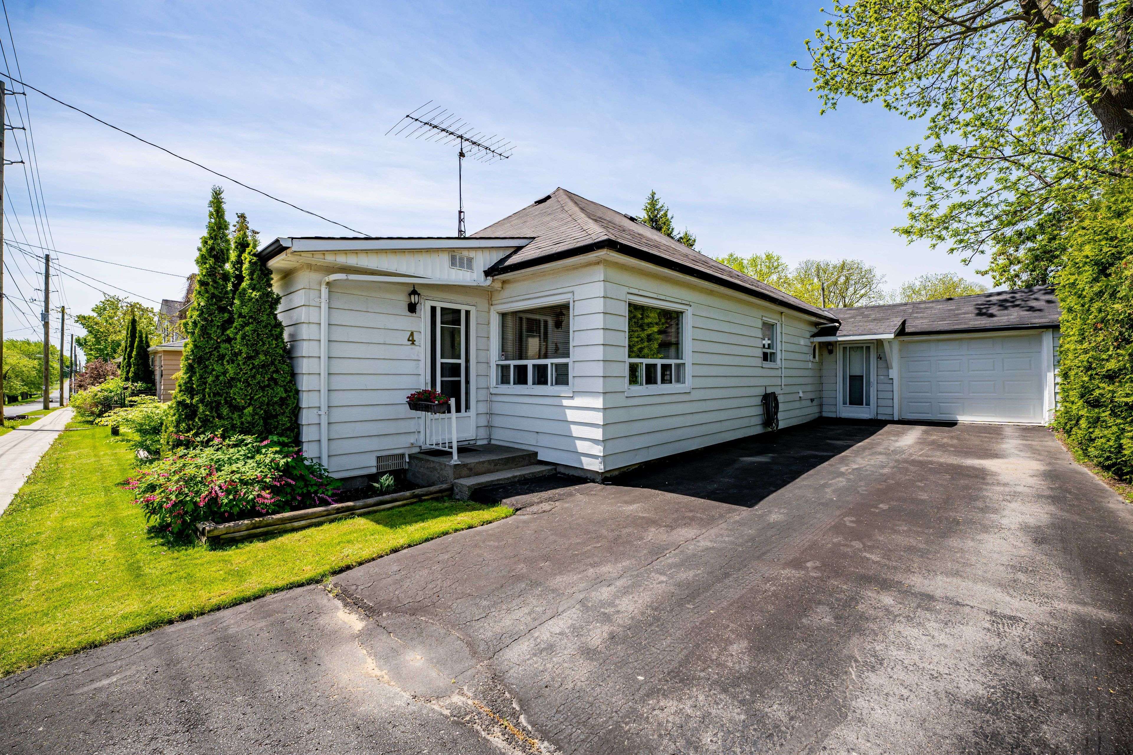 Cramahe, ON K0K 1S0,4 Victoria ST