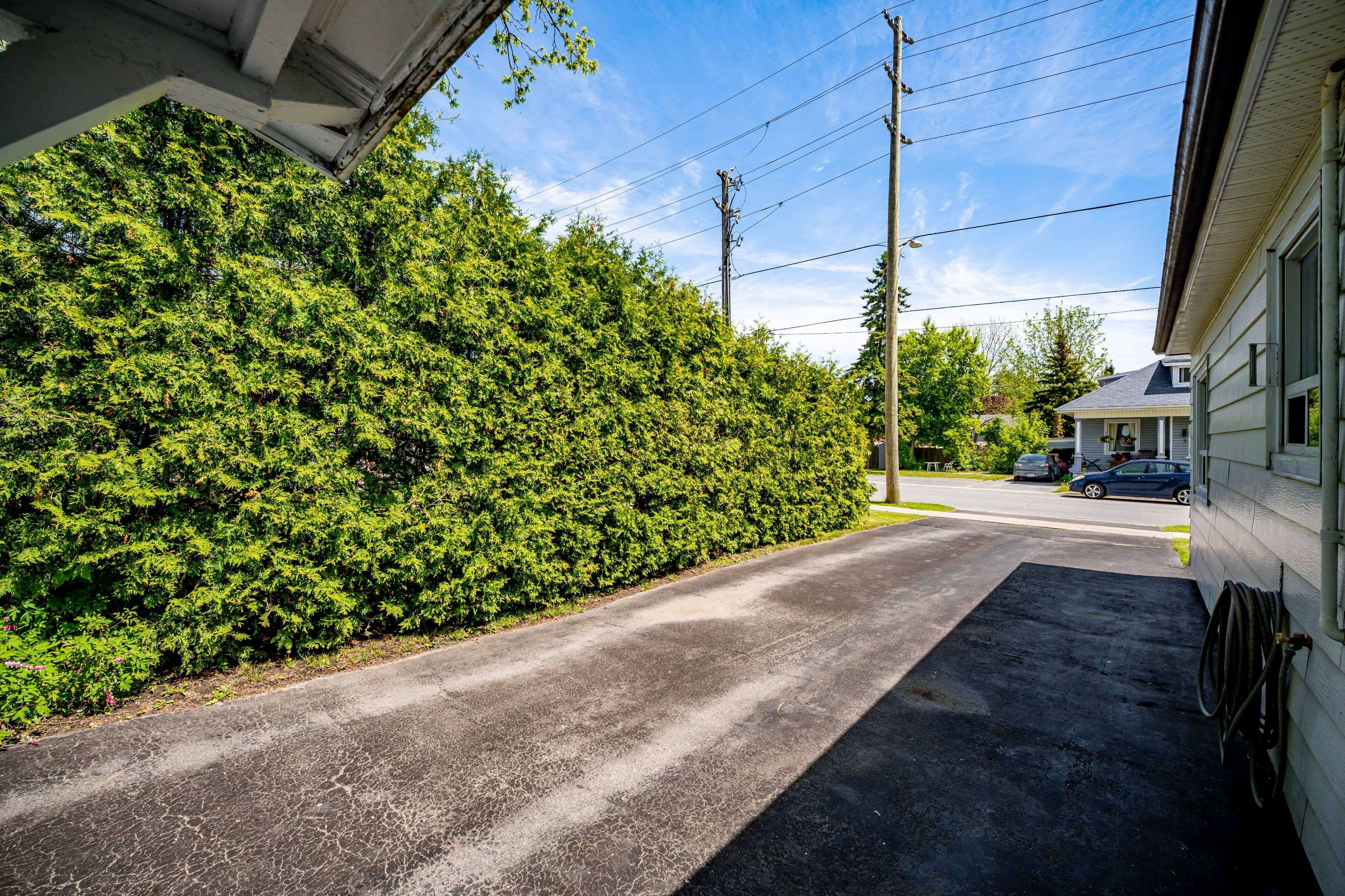 Cramahe, ON K0K 1S0,4 Victoria ST