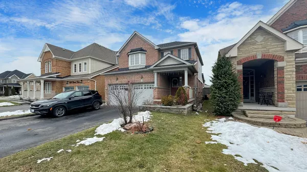 Oshawa, ON L1K 0J8,1505 Pennel DR #Upper