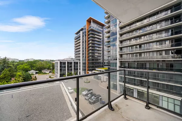 Richmond Hill, ON L4C 0X5,9618 Yonge ST #509