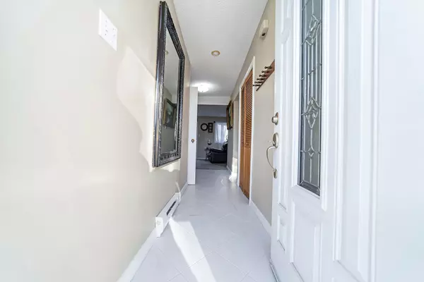 Brampton, ON L6S 2B3,30 Hardcastle CT