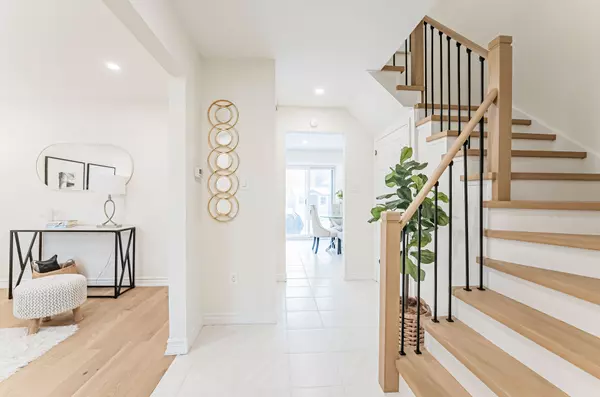 Mississauga, ON L5N 5X8,3249 Greenbelt CRES