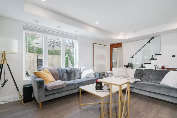 Toronto W02, ON M6H 0B7,11 Foundry AVE #129